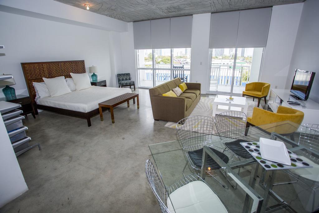 Real Living Hotel Residence Μαϊάμι Εξωτερικό φωτογραφία