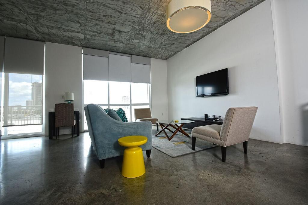 Real Living Hotel Residence Μαϊάμι Εξωτερικό φωτογραφία